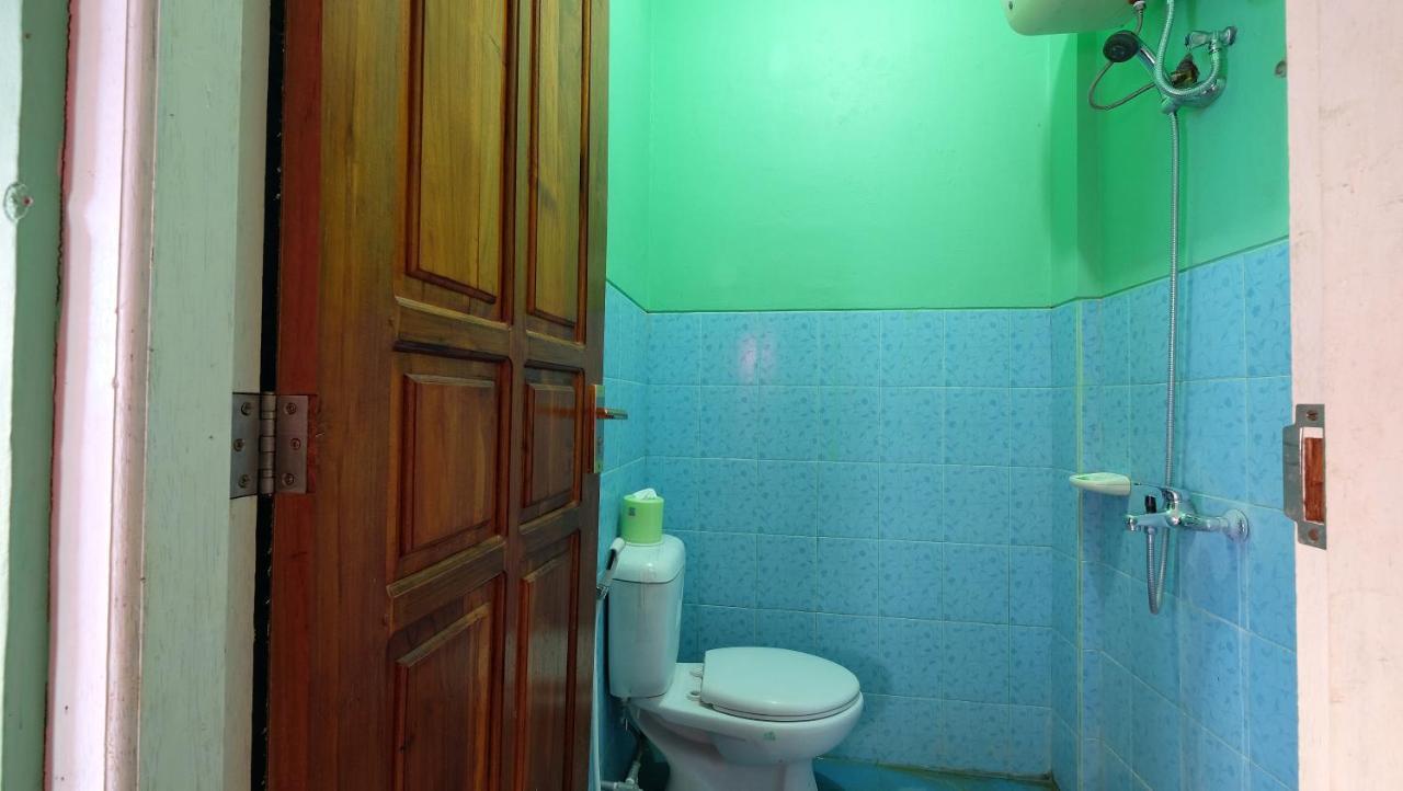 Reddoorz Near Mangrove Forest Kupang Kupang  Kültér fotó